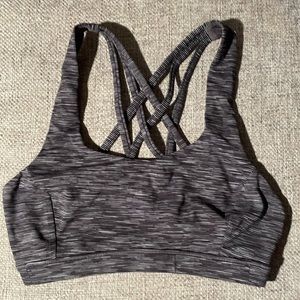 Lululemon Free to Be Serene Bra